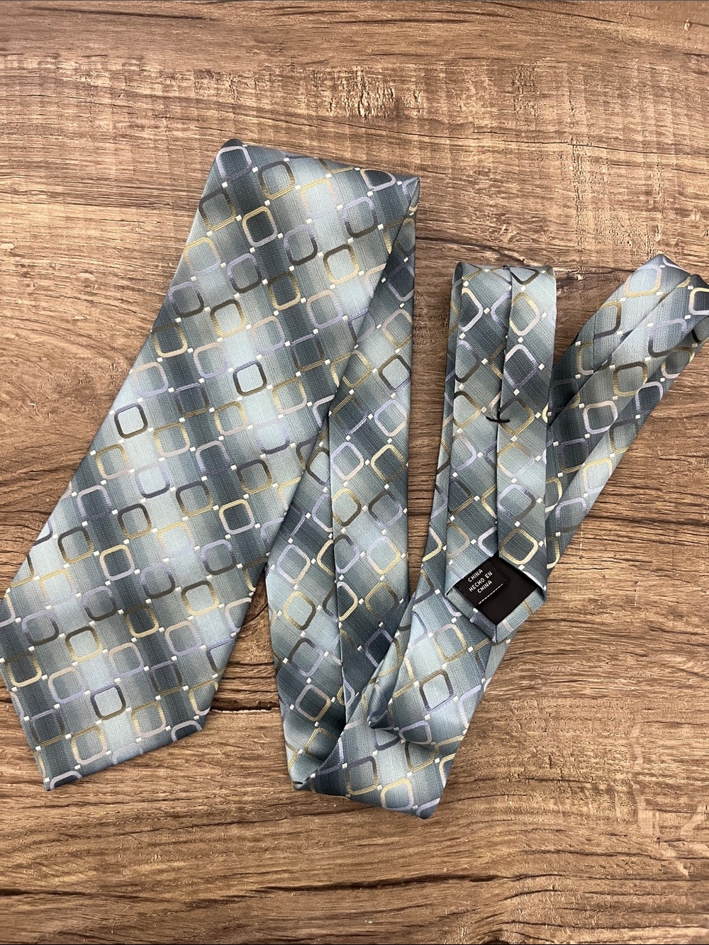 Stafford Blue and Gray Geometric Men's Tie with Gold Accents